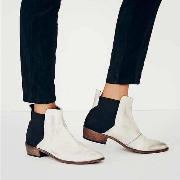 FREE PEOPLE dark horse cream ankle booties - Picture 1 of 9